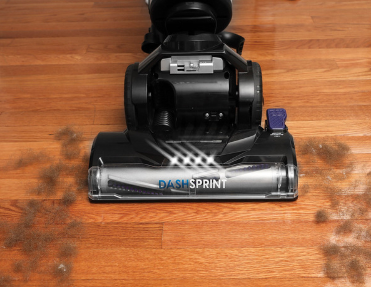 Eureka DashSprint NEU612 mostrando su diseño ligero y compacto