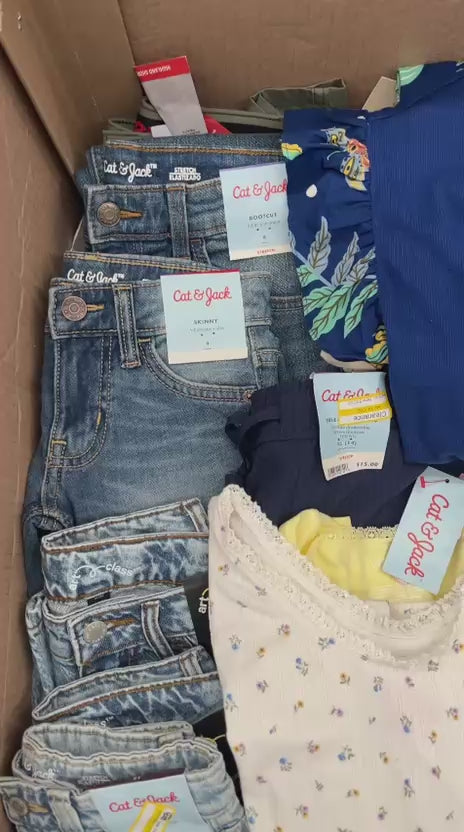 PACK REVENDEDOR ROPA INFANTIL, PARA DAMA Y CABALLERO DE TARGET (200 PIEZAS)