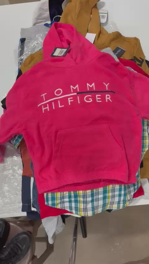 PAQUETE REVENDEDOR ROPA INFANTIL DE MACY'S (100 PIEZAS)